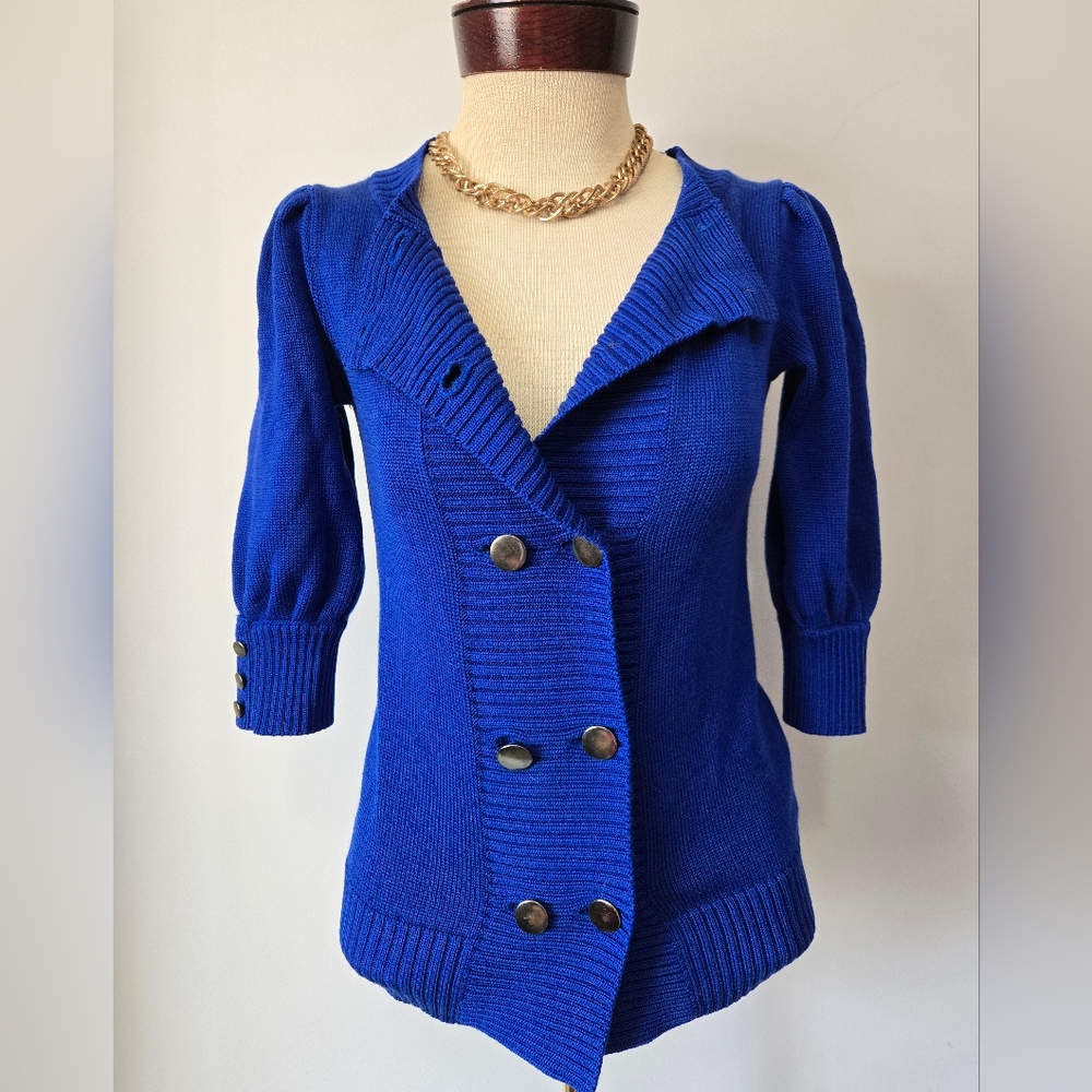 CLUB MONACO 100% Merino Wool Electric Blue Short Sleeve Sweater. Size XS